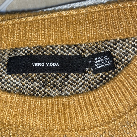 Vera Moda Cheetah Sweater Size M - Picture 2 of 2